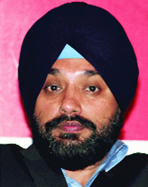 Regularisation of colonies as per guidelines: Cong
