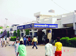 DDU hospital plans to build medical college