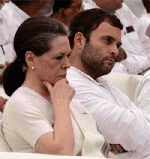 Summons against Sonia, Rahul stalled by Delhi HC