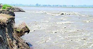 BSF jawan swept away by Chenab to Pakistan