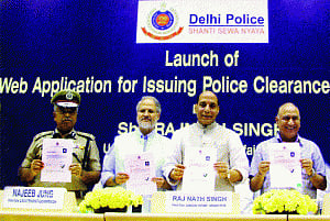 Rajnath asks Delhi Police to become 'model force'