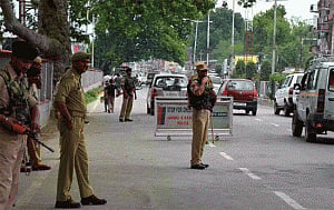 J&K Police chief reviews security scenario ahead of I-Day