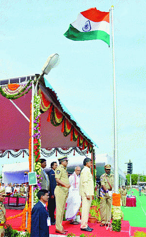 Repay debt of motherland, AP CM appeals to Telugu people