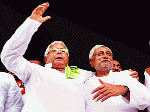 lalu, Nitish slam BJP in Chapra