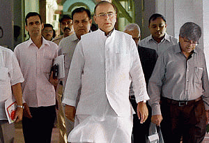 Corporates should utilise ex-servicemen in workforce: Jaitley