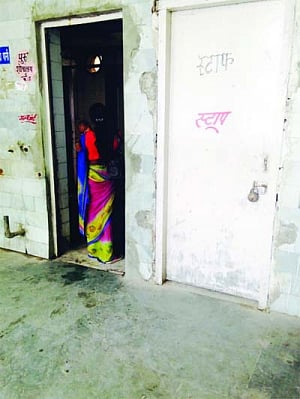 Raising a stink over DDU's dirty toilets
