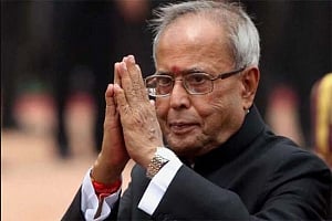 Help develop cutting edge technologies: President to IITs