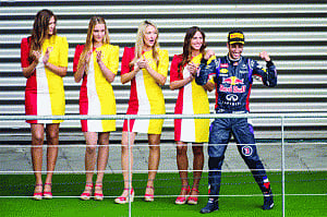 Mercedes shoot themselves in foot, Red Bull take advantage