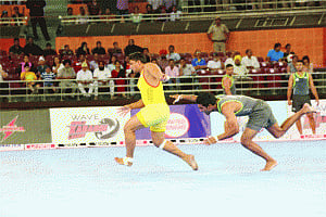 lahore, Tigers win to finish Delhi leg