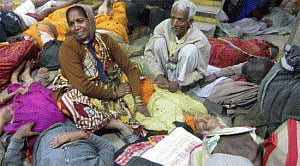 Ten pilgrims killed in stampede at Kamtanath temple in MP