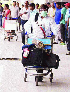 Delhi airport on Ebola alert