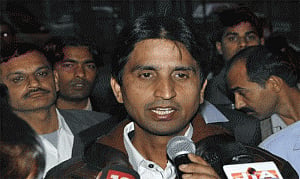 AAP's Vishwas says BJP offered him CM's post to switch over