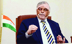 Cong against making Sathasivam Kerala Guv