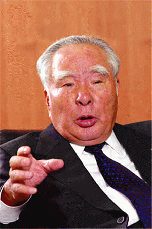 Suzuki to complete Gujarat plant by 2017