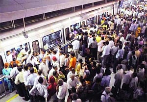 Snags on Blue line leave DMRC blue in the face