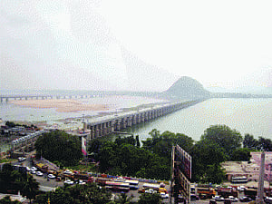 Vijayawada set to be Andhra's new power centre