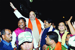 Shah receives grand welcome in Ranchi