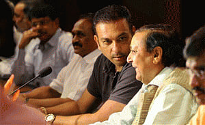 Shastri calls Fletcher a 'fatherly figure', a 'solid character'