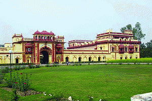 Amethi royals clash over palace; poor cop pays with life