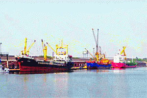 HC backs tender to curb monopoly  of port operators