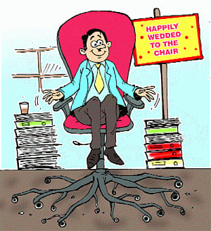 Kissa kursi ka: Babus do all to stay put in Delhi