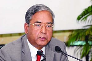 Sebi working on guidelines to check wilful defaulters: Sinha