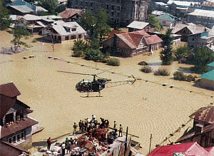 Kashmir trade body estimates loss due to flood at Rs 60,000cr