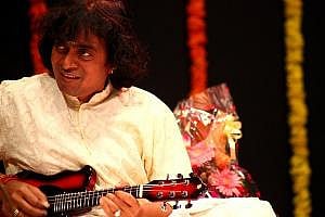 Mandolin Srinivas passes away