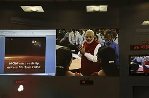 India's Mars mission successful on 1st attempt, history made