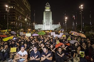 Hong Kong protesters threaten to occupy buildings