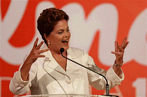 Rousseff set to face Neves in Brazil run-off