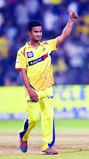 Fiver Negi gives it to Vettori, CSK stint