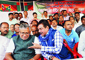 BJP seeks institution of murder case against officials