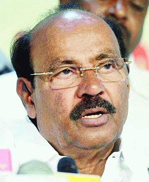 TN Govt draws flak for failing to restore order post Jaya's arrest