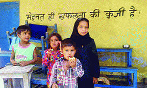 People take refuge in Chakrohi amid shelling