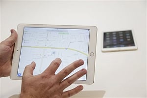 Apple unveils 'world's thinnest tablet'