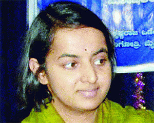 Assaulted IAS officer accuses former DG of Rs100-cr scam