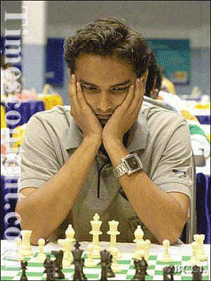Swapnil Dhopade of Railways looks set to annex Siddha Chess