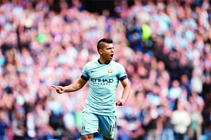 Aguero 4, Tottenham 1