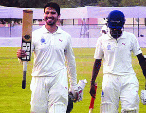 Saxena, Ojha make North toil