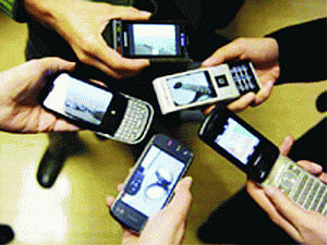 DoT invites bids for agency to conduct e-auction of spectrum
