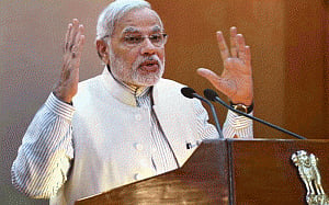 Modi reaches out to media