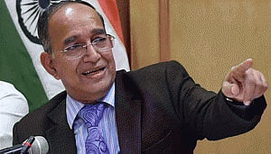 EC goes ahead with JK polls, polling in 5 phases from Nov 25