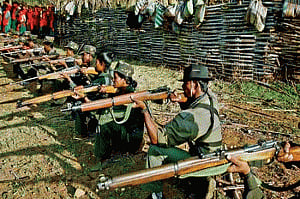 Dreaded woman Maoist surrenders in C'garh