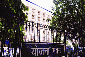 Govt may unveil new Planning body before Winter Session