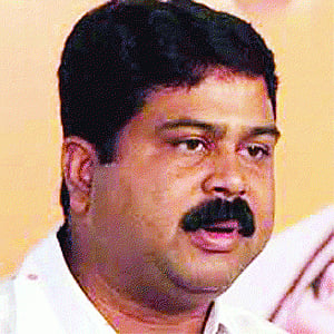 Oil Min to overhaul exploration policy, says Pradhan