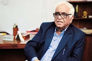 IPl probe: Mudgal committee submits final report to SC