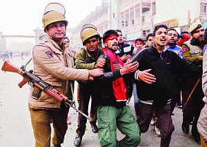 Separatists declare bandh over youth killings