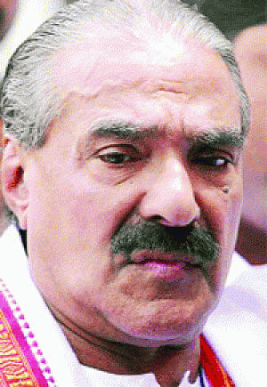 Bar scam gets hotter; UDF crisis deepens