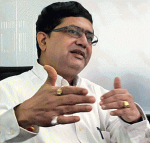 Need more stock mkts in India to channelise savings: BSE CEO